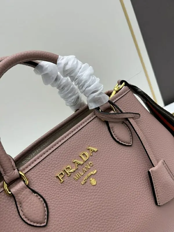 prada aaa qualite sac a main  pour femme s_12254263